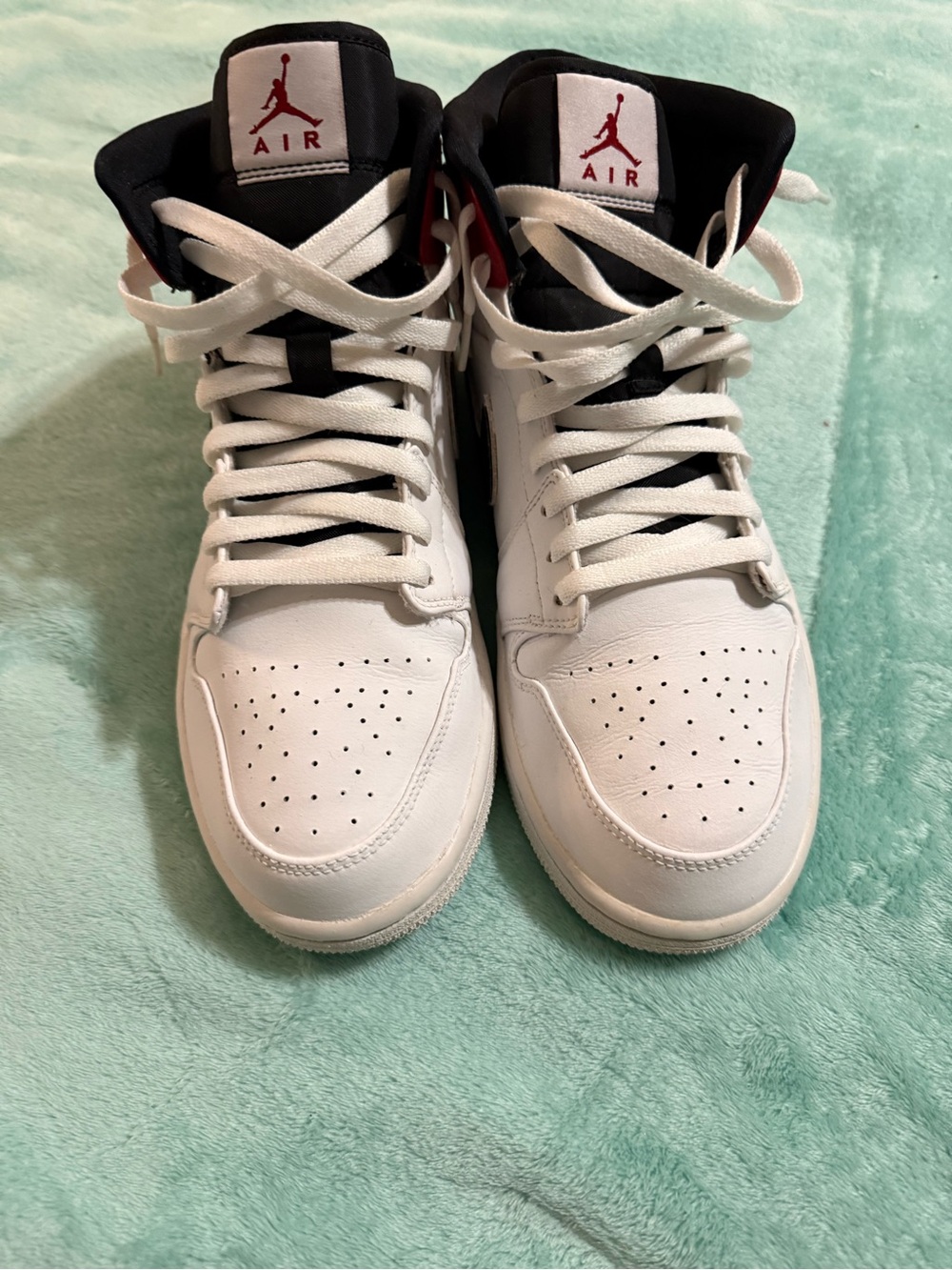 Nike Air Jordan 1 Mid "White Chicago" in mens size 11